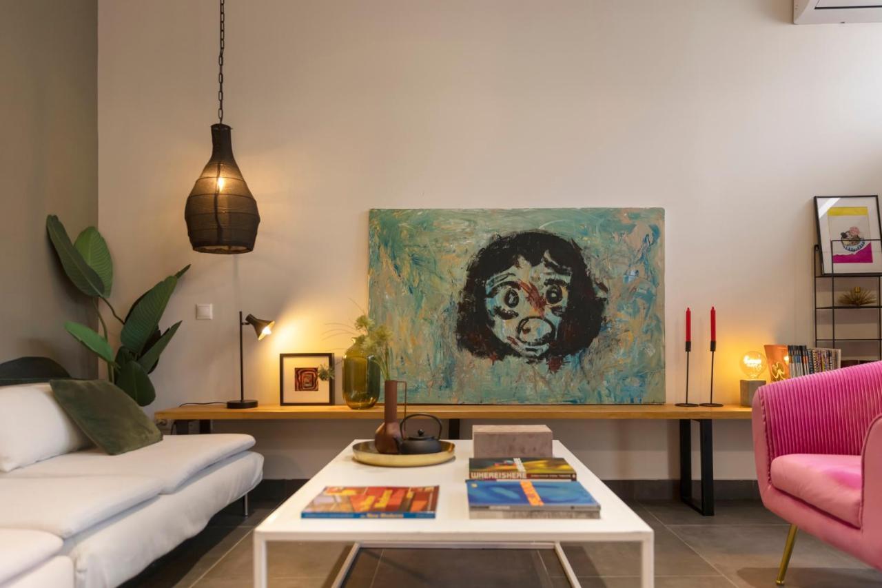 Apartament Α Rare Lux Artistic Renv Gem Opposite Emst Museum Ateny Zewnętrze zdjęcie