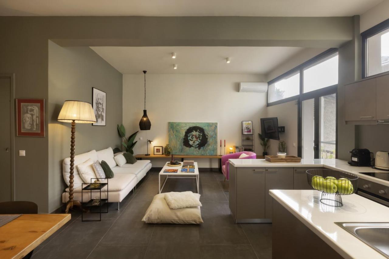 Apartament Α Rare Lux Artistic Renv Gem Opposite Emst Museum Ateny Zewnętrze zdjęcie